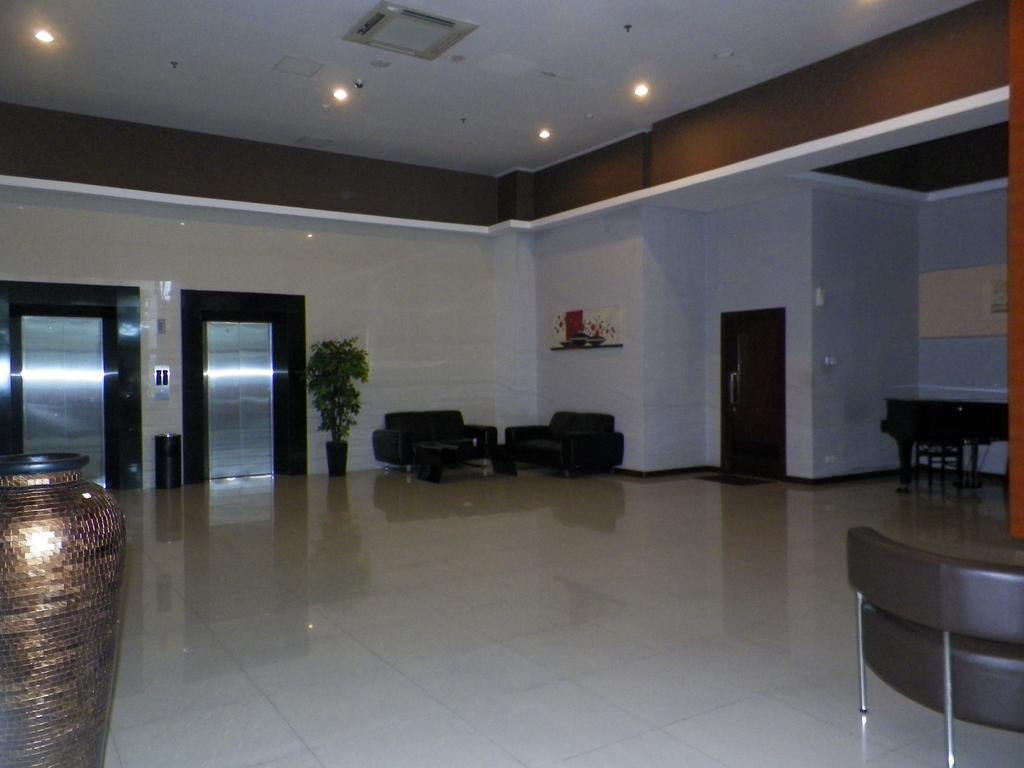 Lampion Hotel Solo Εξωτερικό φωτογραφία